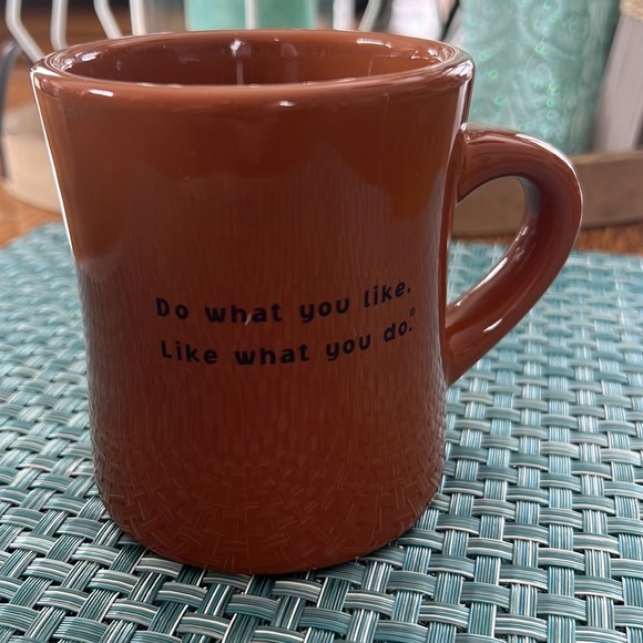 Life is Good Classic Diner Style Mug with Golfer - Picture 2 of 4